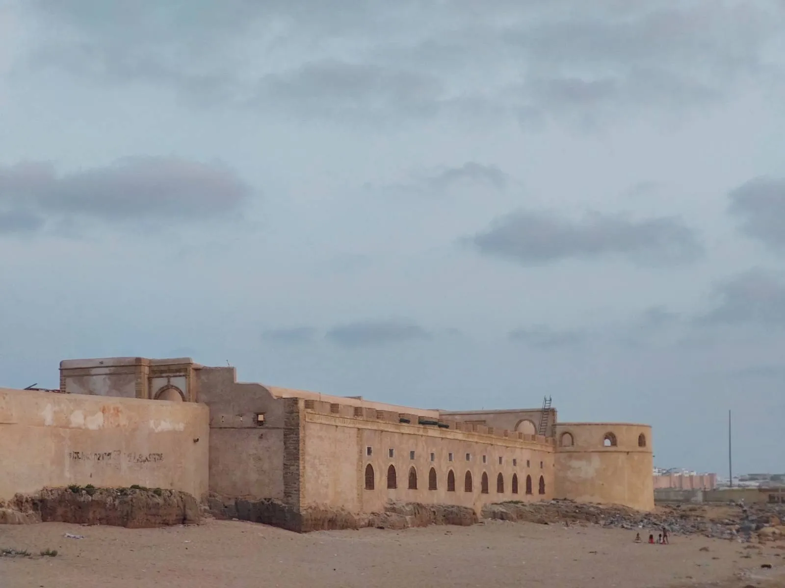Borj Eddoumoue